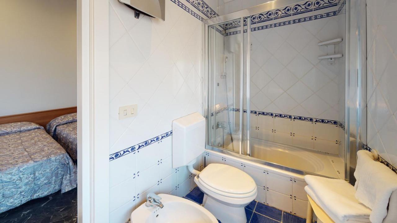 Hotel Zunino Споторно Экстерьер фото