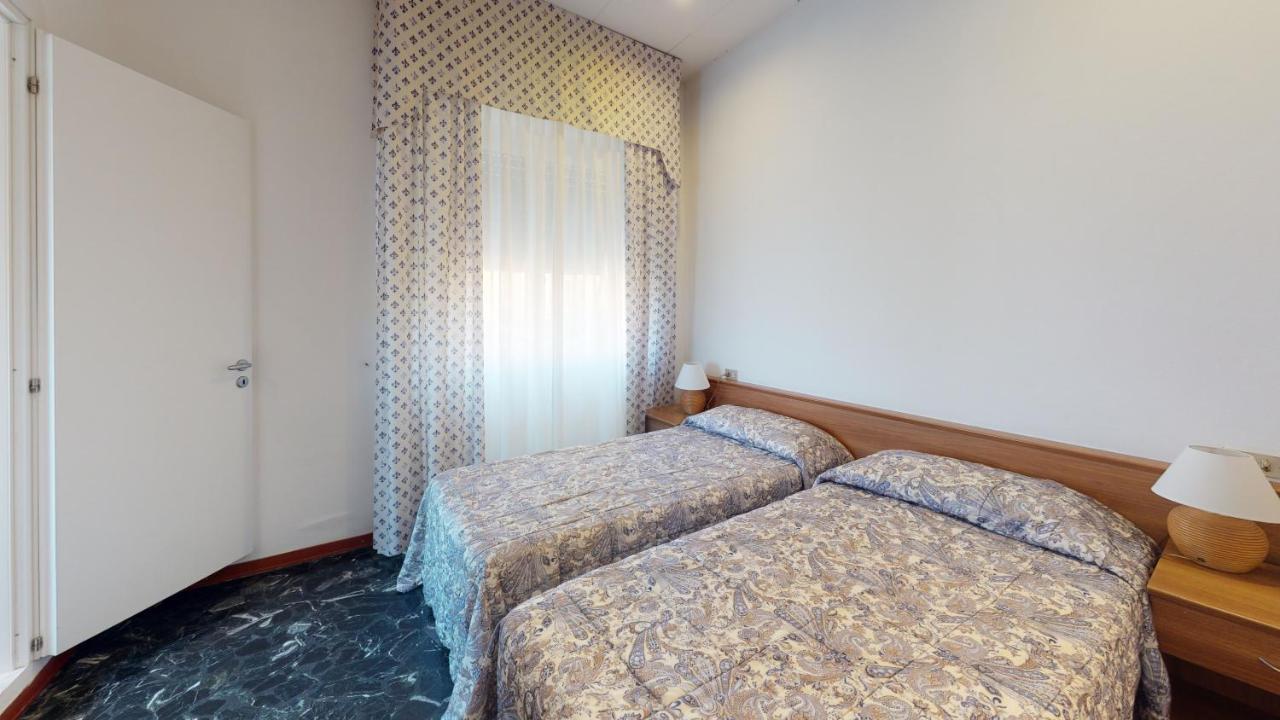 Hotel Zunino Споторно Экстерьер фото