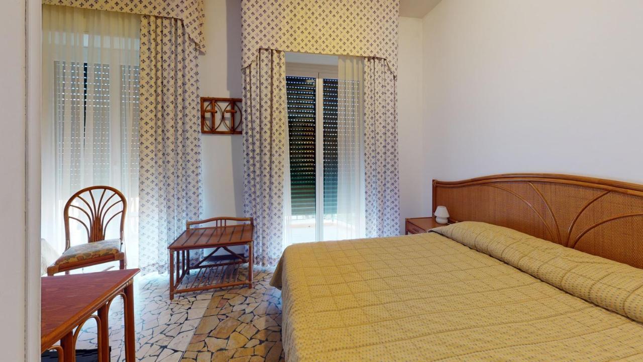 Hotel Zunino Споторно Экстерьер фото
